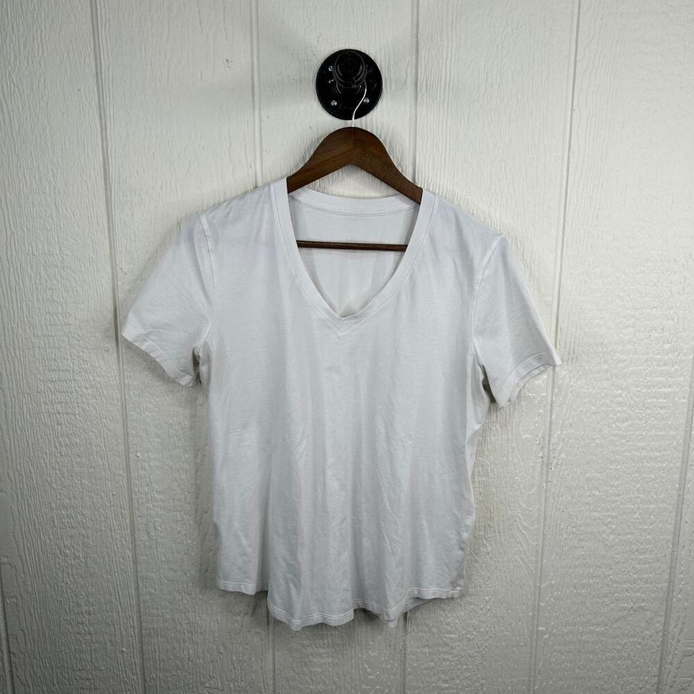 Modern White Lululemon V-neck Workout Athletic Tee Size 10